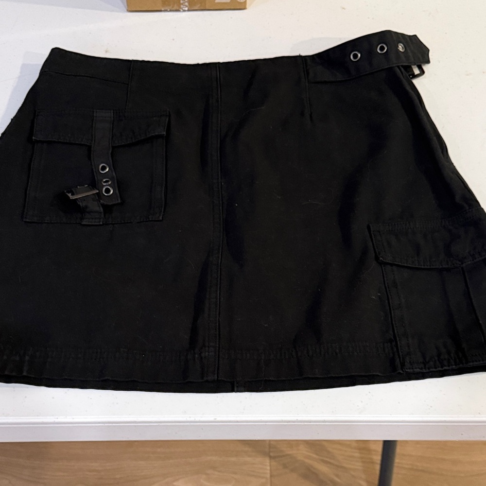 Forever 21 Black Mini  Cargo Skirt with Pockets